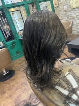 ヘアーラウンジ アンフィ 井土ヶ谷(Hair Lounge Anphi) カットカラートリートメント