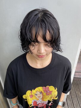 エアー 青山(AIR) 前髪あり耳掛け丸みボブコンパクトショート20代30代40代50代