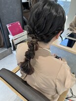 クム 川越(kum)&nbsp;【kum川越】王道編み下ろしヘアアレンジ