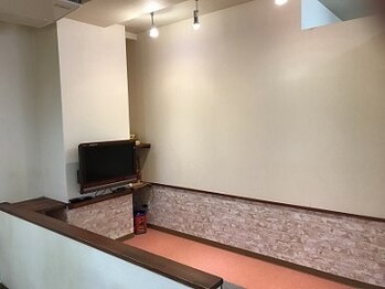 フオラ ヘアー 志木店(Fuola HAIR)の写真/お子様連れでのご来店も大歓迎◎広々とした店内の路面店なので、ベビーカーのまま入店できちゃいます♪