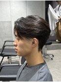 ニュアンスパーマフェザーパーマセンターパートテーパーフェード