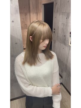 複雑履歴の方でも叶えるミルクティーベージュ