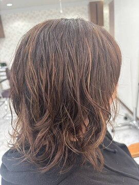 ヘアメイクアクト 都賀店 ボブスタイルゆるふわパーマ