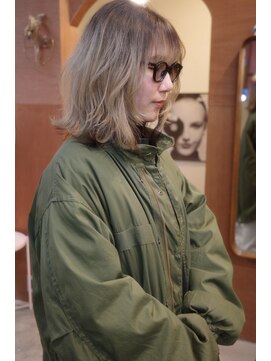 チャプター 問屋町(chapter) 髪質改善ミルクティベージュ外はねボブケアブリーチダブルカラー