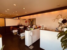林田理容館の雰囲気(洗練され整うエステ、グルーミングシェービング、ヘッドスパ技術)