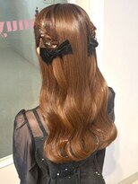 アンニュ(annuy)&nbsp;ハーフツイン キャラメルベージュ リボン ヘアセット 20代 艶髪