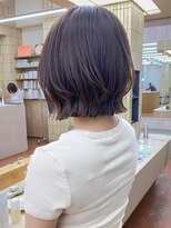 パークレーン アイス イヴェン(park lane ICI yeven) ブリーチなし切りっぱなしボブミディアムレイヤーボブ夏カラー