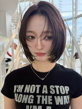 ノエマ(NOEMA) 透明感ブラウン
