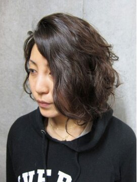 フラワー(flower) 外国人風パーマスタイル  【flower/千歳船橋】