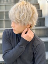 クーエフー(coo et fuu)&nbsp;20代30代メンズショート外ハネミディアムマッシュブリーチ短髪