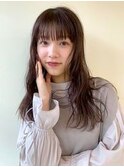 黒髪ウェーブロング