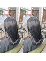 ヘアーサロン リバース(Hair Salon Rebirth)&nbsp;【防府/Rebirth】ダークグレー×ホワイトベージュ