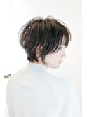 絶壁解消×くびれ×30代40代50代×前髪長め大人ショートボブ