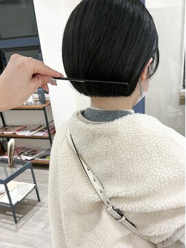 ラミエ バイ メルト 吉祥寺(lamie by melt) "久保田"ショートボブぱつっとミニボブ暗髪ボブ前髪大人ボブ