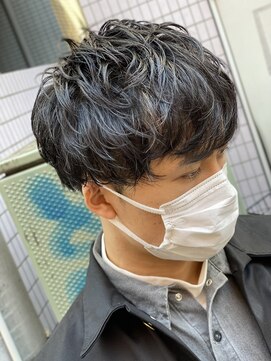 スウェル 船橋店(Swell) ハイライト/マッシュパーマ/束感/波巻き/メンズ