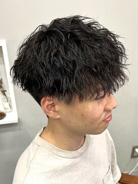 スナッグルサロン(SNUGGLE SALON) ツイストスパイラルパーマ/ツーブロックマッシュ/波巻き/板橋