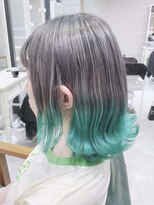 デイズ(days)&nbsp;グリーンカラー/ホワイトグレージュ/セクションカラーブルー