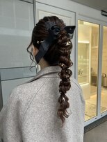 プレシャスヘア(PRECIOUS HAIR) 編みおろしポニー