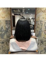 ジュエ (jouer)&nbsp;つややか髪質改善ドネーションカット王道ボブ黒髪清楚耳掛け小顔