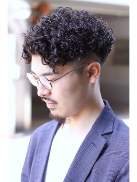 ノイセル 心斎橋(Noisyle) 刈り上げアップバングショート×プードルパーマ