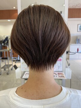 レイフィールド 滝の水店 大人ショートボブ丸みショートカットマッシュショート前髪あり