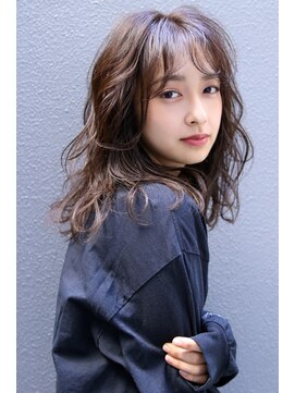 ロゼ 甲子園口(Rose) 【ROSE】ウェーブヘア_レイヤーカット_アッシュカラー