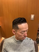 ヘアモード キクチ 銀座店&nbsp;ビジネススタイル　サイドパート　ラインアート