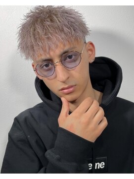 イーラ(era) ハイトーンパーマ/メンズ/刈り上げ/眉毛/ツイスト