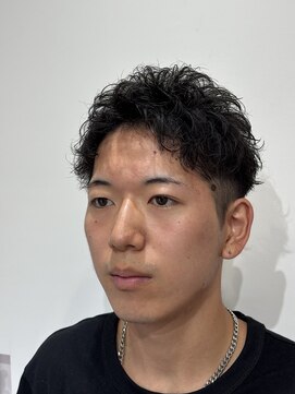 シャイン 大宮(SHINE) メンズカット/パーマ/ヘッドスパ/ブリーチ/眉毛/韓国/大宮/Men's