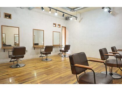 ラグヘアーワークス(LAG HAIR WORKS)の写真