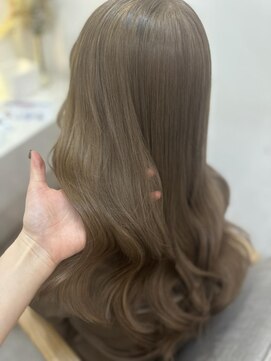 ラビス クローバー(Lovis clover) 『ゆうあ』ブラウンミルクティー♪♪