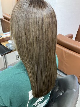 フリーズ 伊丹店(Freez) カーキカラー