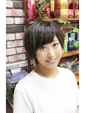 エクラート イーリス 高田馬場店(ECLART IriS) 《高田馬場美容室IriS》ダークグレーマッシュショート