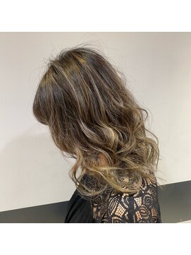 エフパレードシーサイド(F.PARADE seaside) ミルクティーバレイヤージュ【上総一ノ宮】【茂原】