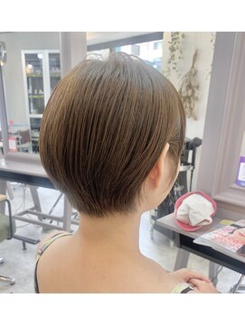 ファブ 銀座(fav) 耳かけすっきりショートヘア