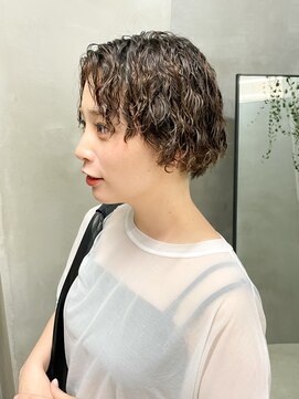 テトヘアー(teto hair) パーマ ショートパーマ 前髪長め スパイラルパーマ