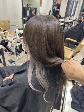 アジールヘア 所沢プロペ通り店(agir hair) インナーカラーグレーシルバー前髪イメチェンケアブリーチ所沢