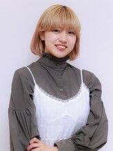 アルティファータ(artifata) 岡野 桃子