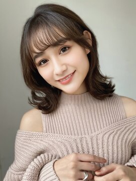 エインアンリー 明治神宮前(AIN.ANLY.) 韓国ヘア顔周りレイヤー青髪似合わせカット20代30代