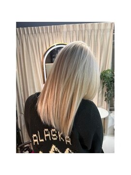 ルフレ 新宿歌舞伎町店(Reflet) ブリーチ/ダブルカラー/ホワイト