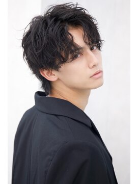 ルーシー 渋谷(LUCEY) センターパートフェザーパーマシャドウパーマメンズパーマ