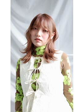 エレン 池袋(ElEn.) 骨格に合わせたオーダーメイドな顔まわりレイヤースタイル♪