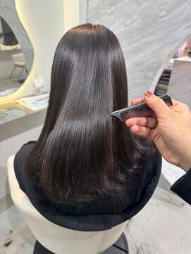 ラビス 池袋(Lovis) 暗めカラー/デザインカラー/フェイスフレーミング