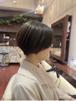 ヘアリゾート粋 ドゥオ 新宿南口店(dua)&nbsp;大人ショート/ショートヘア/ショートカット/白髪ぼかし/