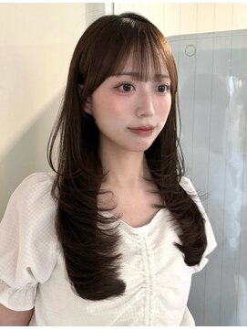 ムージー(moug) layer cut × 顔周り cut