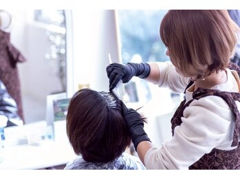 ルポノ(ru pono.)の写真/【染めるほどに、艶めく未来】気になる臭いも残さない。髪と頭皮を労るプレミアムエイジングカラー