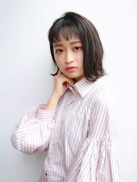 ルティア(Lutia) ブラックアッシュ 小顔ヘア★★