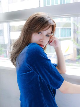 ルティア(Lutia) ナチュラルストレート 流しバング★★