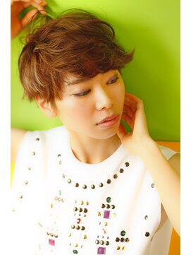 ブーケ(BOUQUET) センシュアルショート・毛先パーマ・大人かわいい・カール