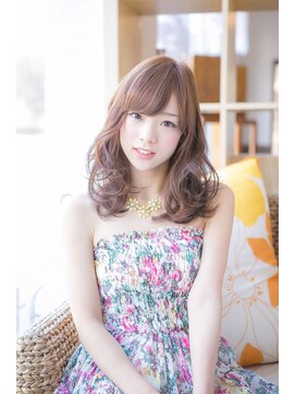 エミヲ 石川町(emiwo) 透明感たっぷりココアベージュ☆